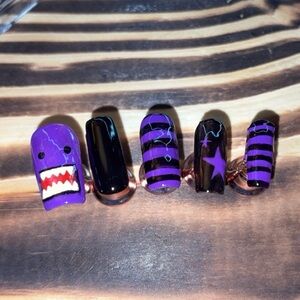 Custom nails